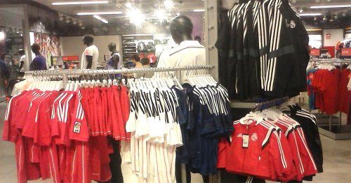 Expositores PLV Madrid | Metaluis diseño y fabricación Expositores PLV Madrid | Metaluis diseño y fabricación